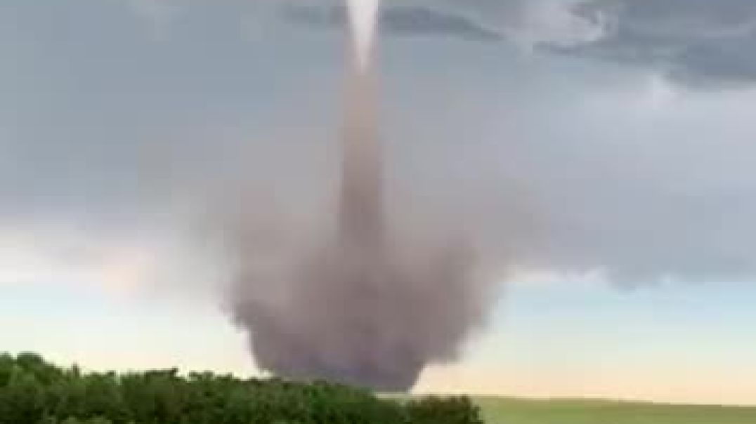 Торнадо в Южной Дакоте, США