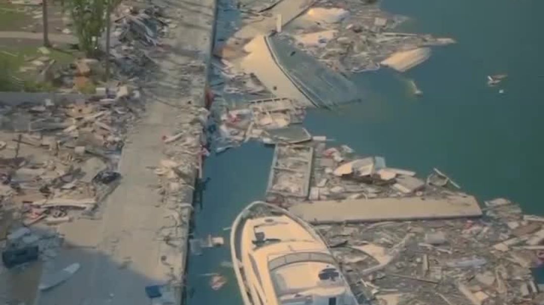 ⁣Последствия урагана в Акапулько - десятки уничтоженных яхт на миллионы долларов
