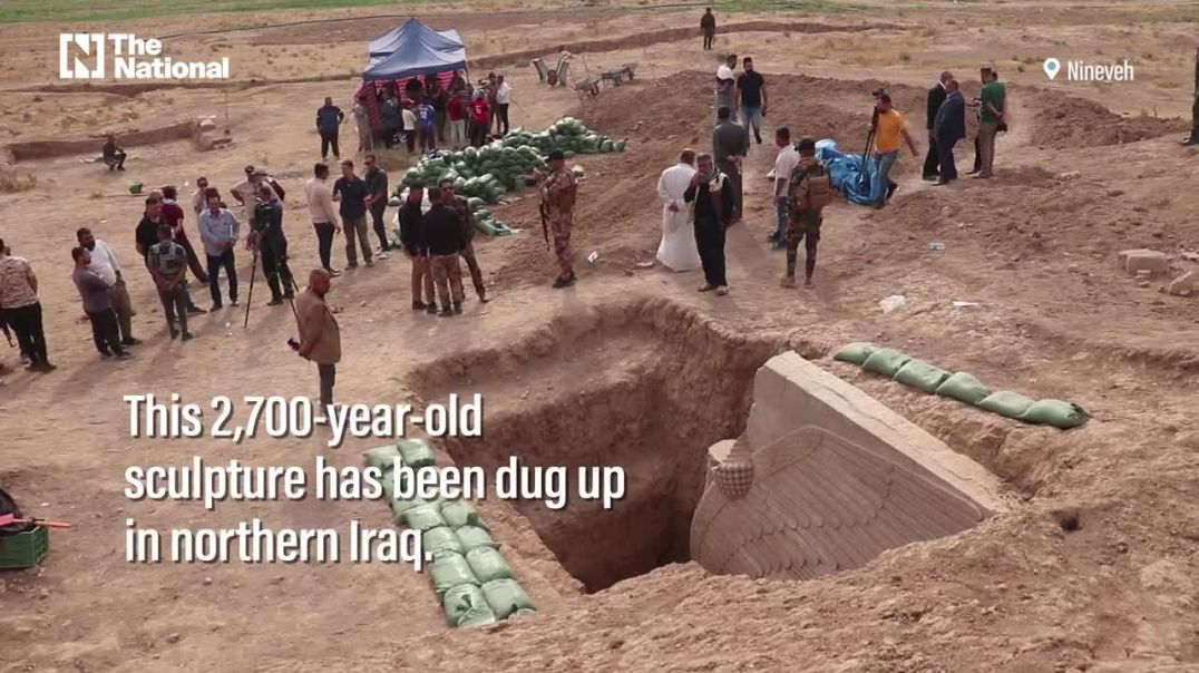 ⁣В Ираке раскопали крылатую скульптуру возрастом 2700 лет"
