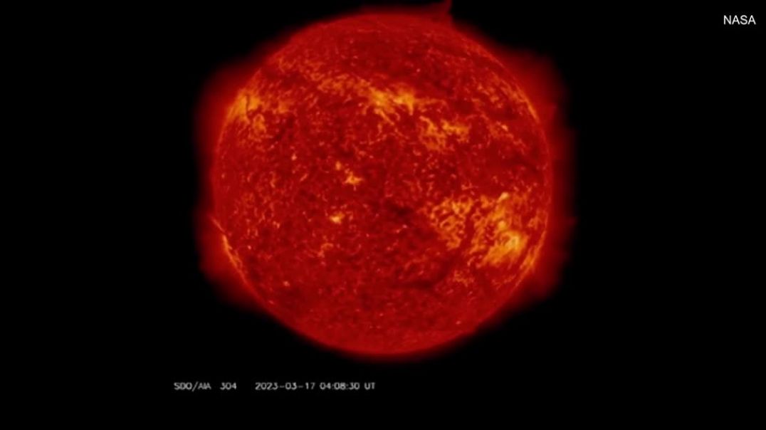 ⁣Архипелаг солнечных пятен" грозит Земле мощными магнитными бурями