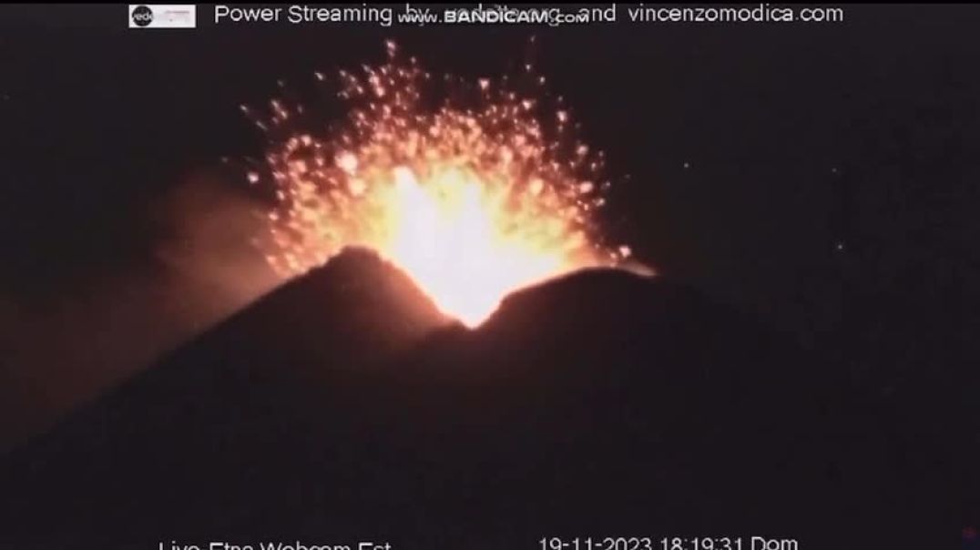 ⁣Произошло небольшое извержение вулкана Этна